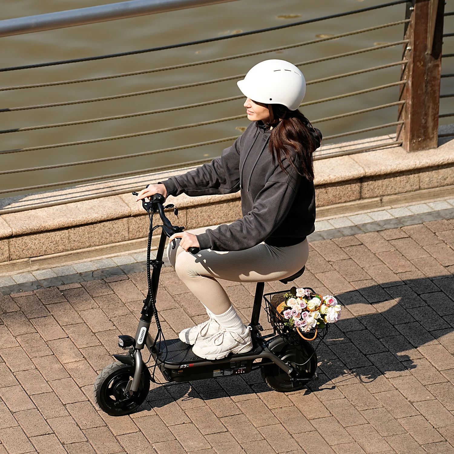 F2 Electric Scooter with Seat 10" Pneumatic Tire - Image 15