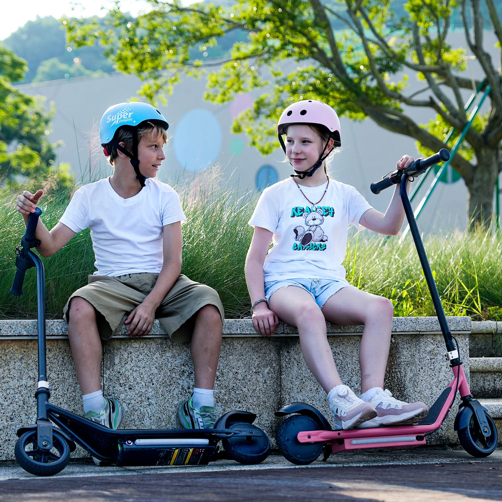 iScooter iK3 Electric Scooter, 150W Motor, LED Display for Kids Ages 6-14 - Image 9